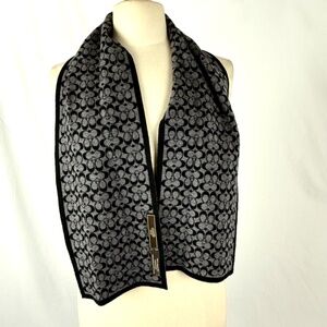 NWOT Coach Signature Logo Black and Gray Merino Wool Scarf Reversible Unisex